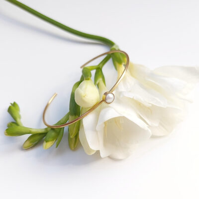 Laridae Design - Mjedena narukvica PEARL